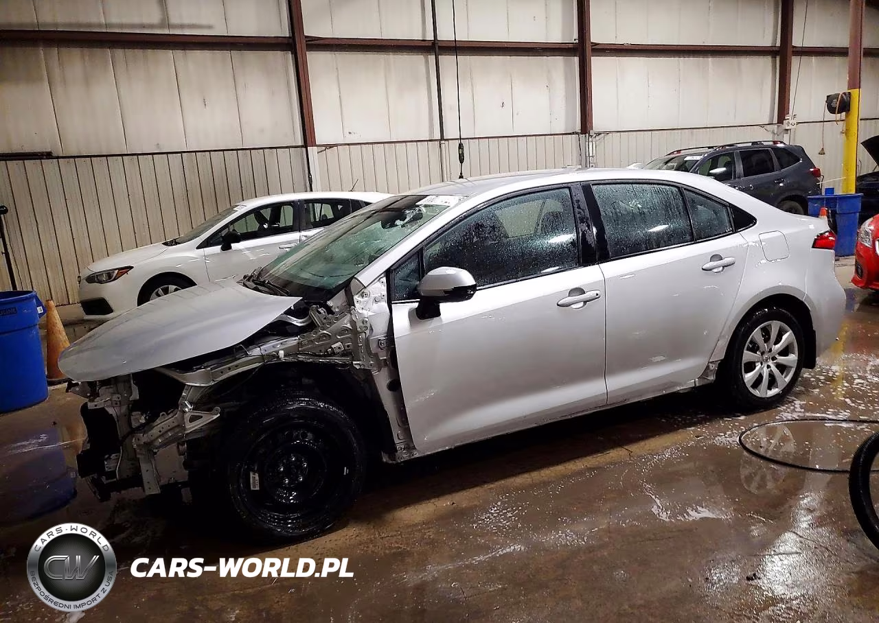 2022 Toyota Corolla Le – zdjęcie 1 z 13