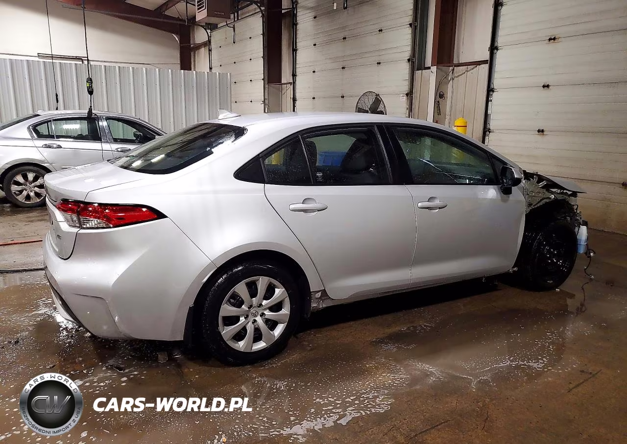 2022 Toyota Corolla Le VIN:5YFEPMAE2NP375596 - 3