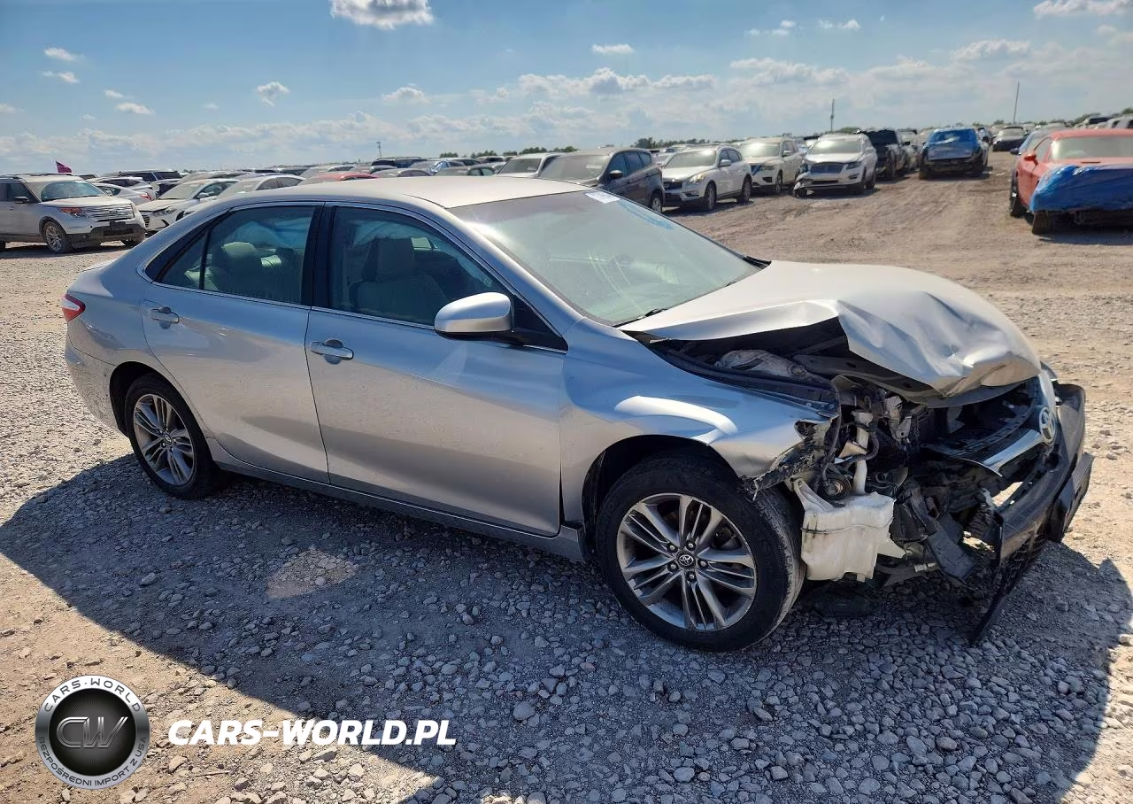 2017 Toyota Camry Se VIN:4T1BF1FK5HU656717 - 4