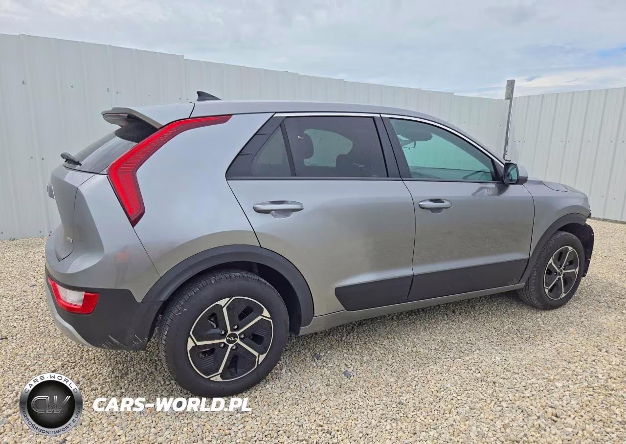 2026 Kia Niro Lx VIN:KNDCP3LE8T5336987 - 3