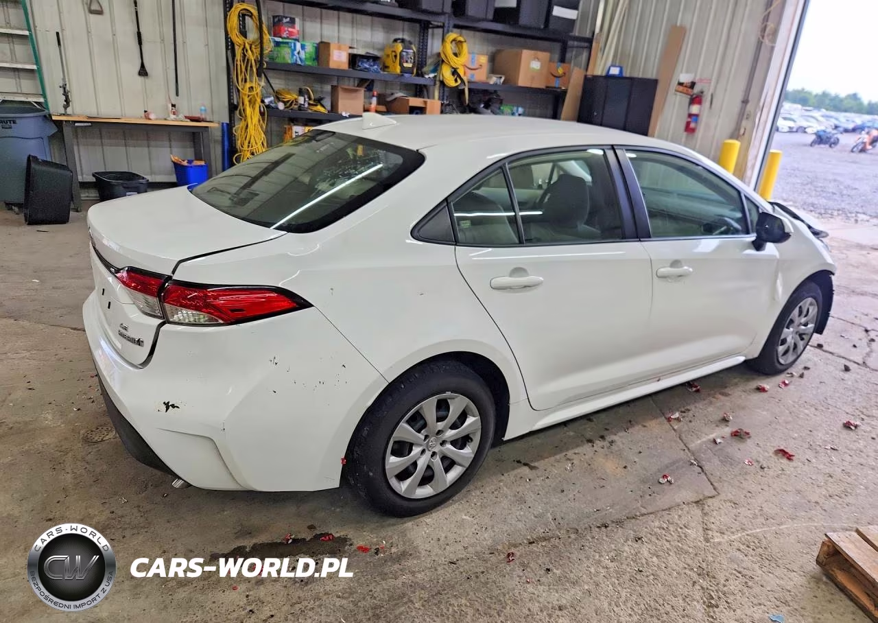 2024 Toyota Corolla Hybrid Le VIN:JTDBCMFE4R3044153 - 3