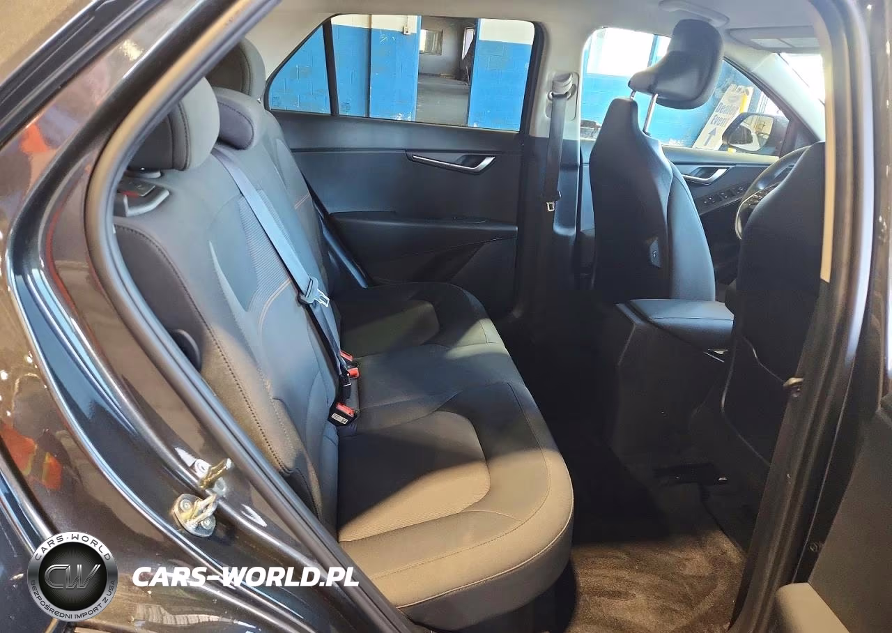 2026 Kia Niro Lx VIN:KNDCP3LE0T5336742 - 11