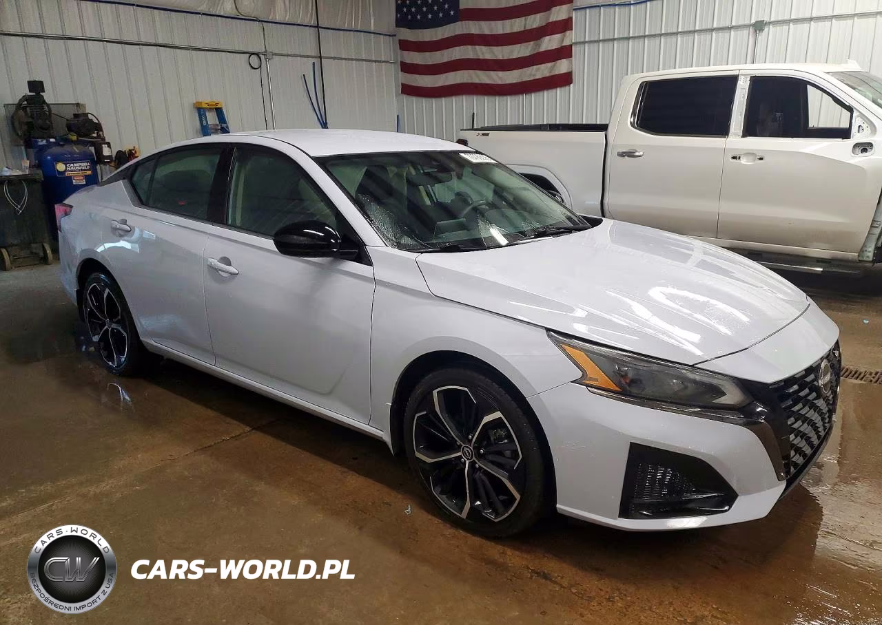 2023 Nissan Altima Sr VIN:1N4BL4CW8PN389173 - 4