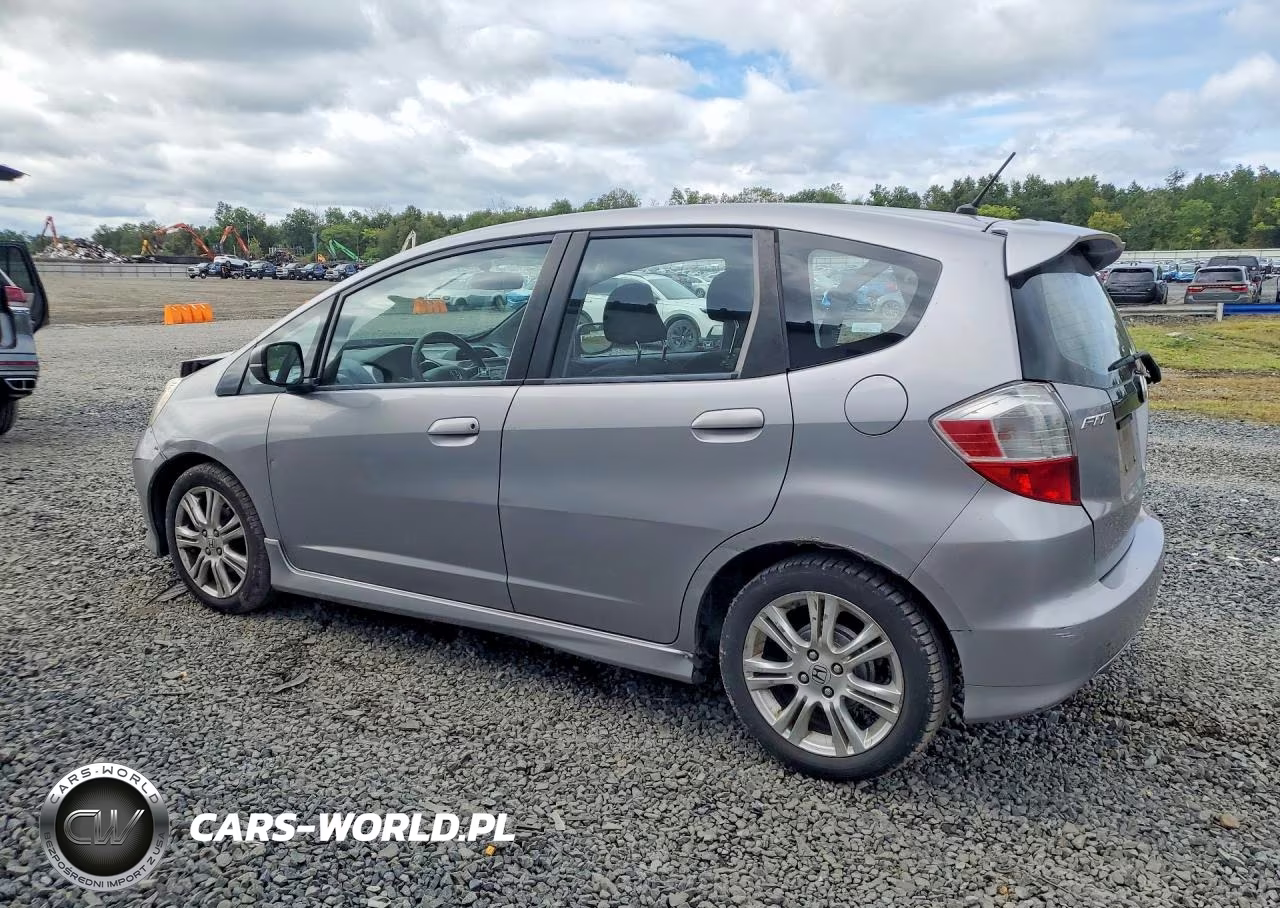 2009 Honda Fit Sport VIN:JHMGE88459S018404 - 2