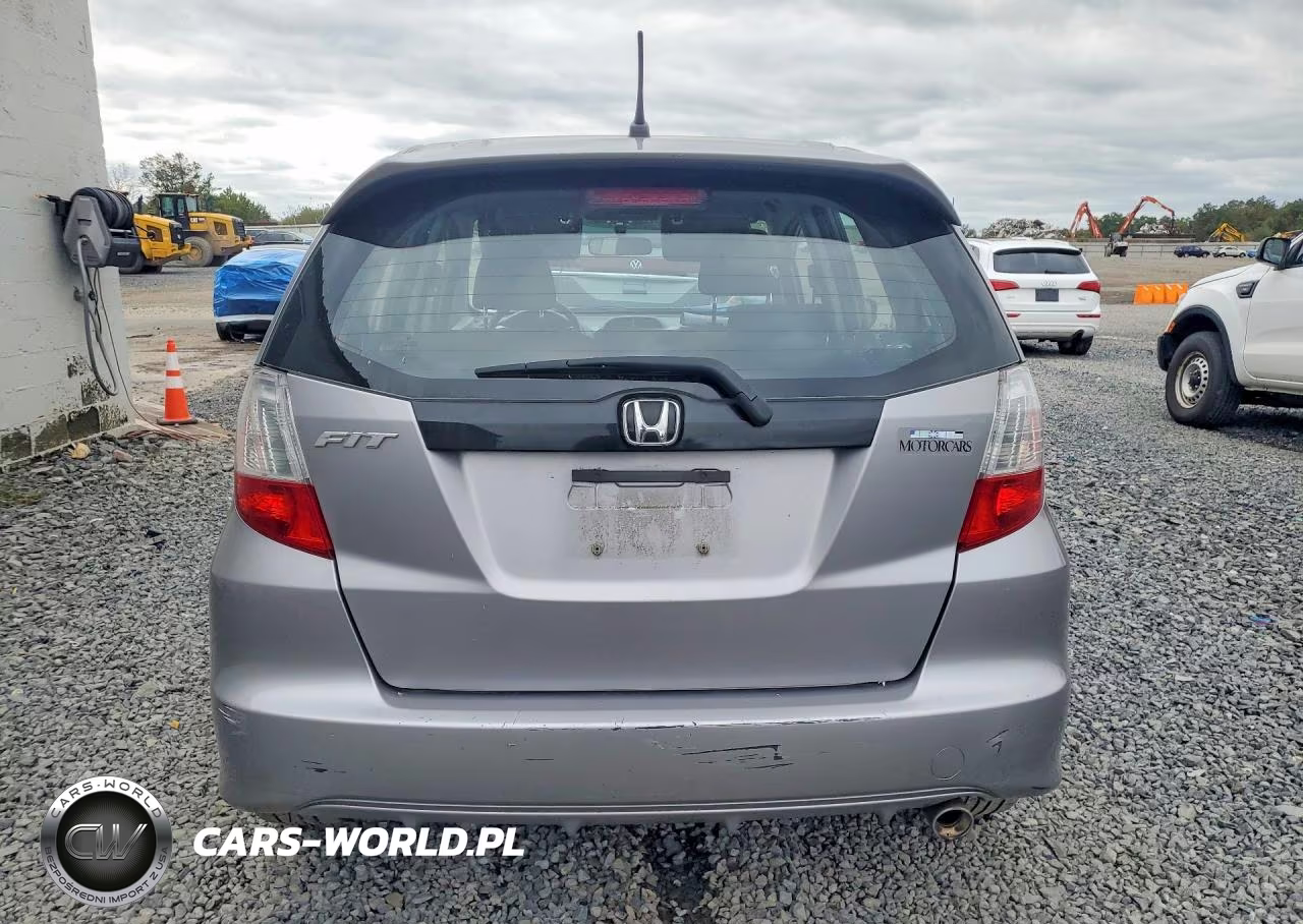 2009 Honda Fit Sport VIN:JHMGE88459S018404 - 6