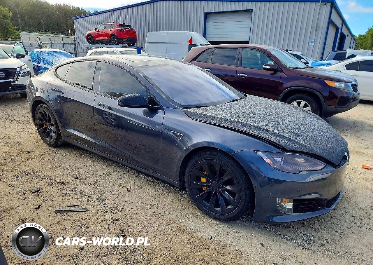 2015 Tesla Model S 85D VIN:5YJSA1H29FF100934 - 4