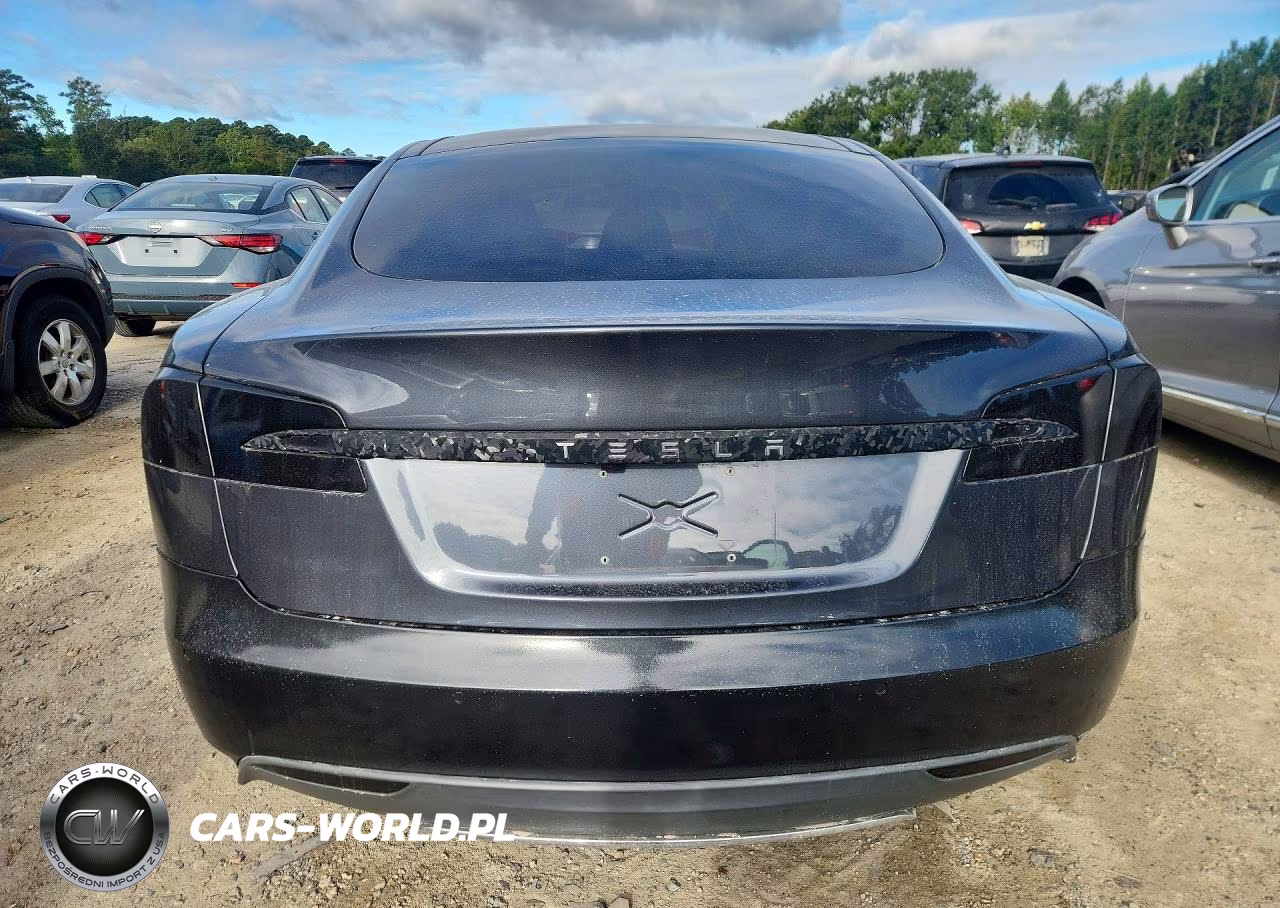 2015 Tesla Model S 85D VIN:5YJSA1H29FF100934 - 6