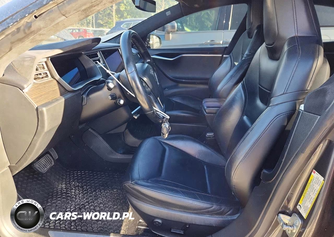 2015 Tesla Model S 85D VIN:5YJSA1H29FF100934 - 7
