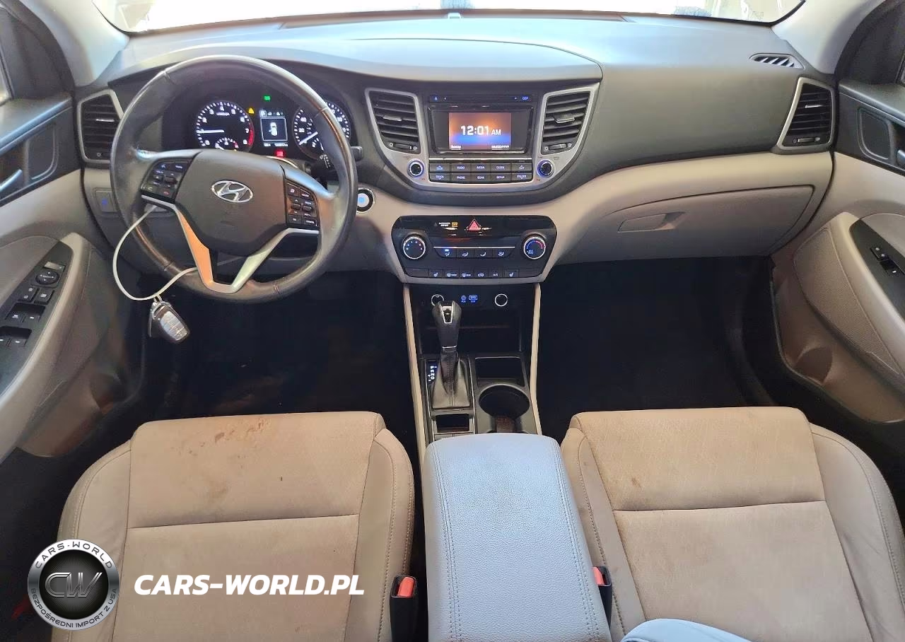 2017 Hyundai Tucson Sport VIN:KM8J3CA25HU400827 - 8