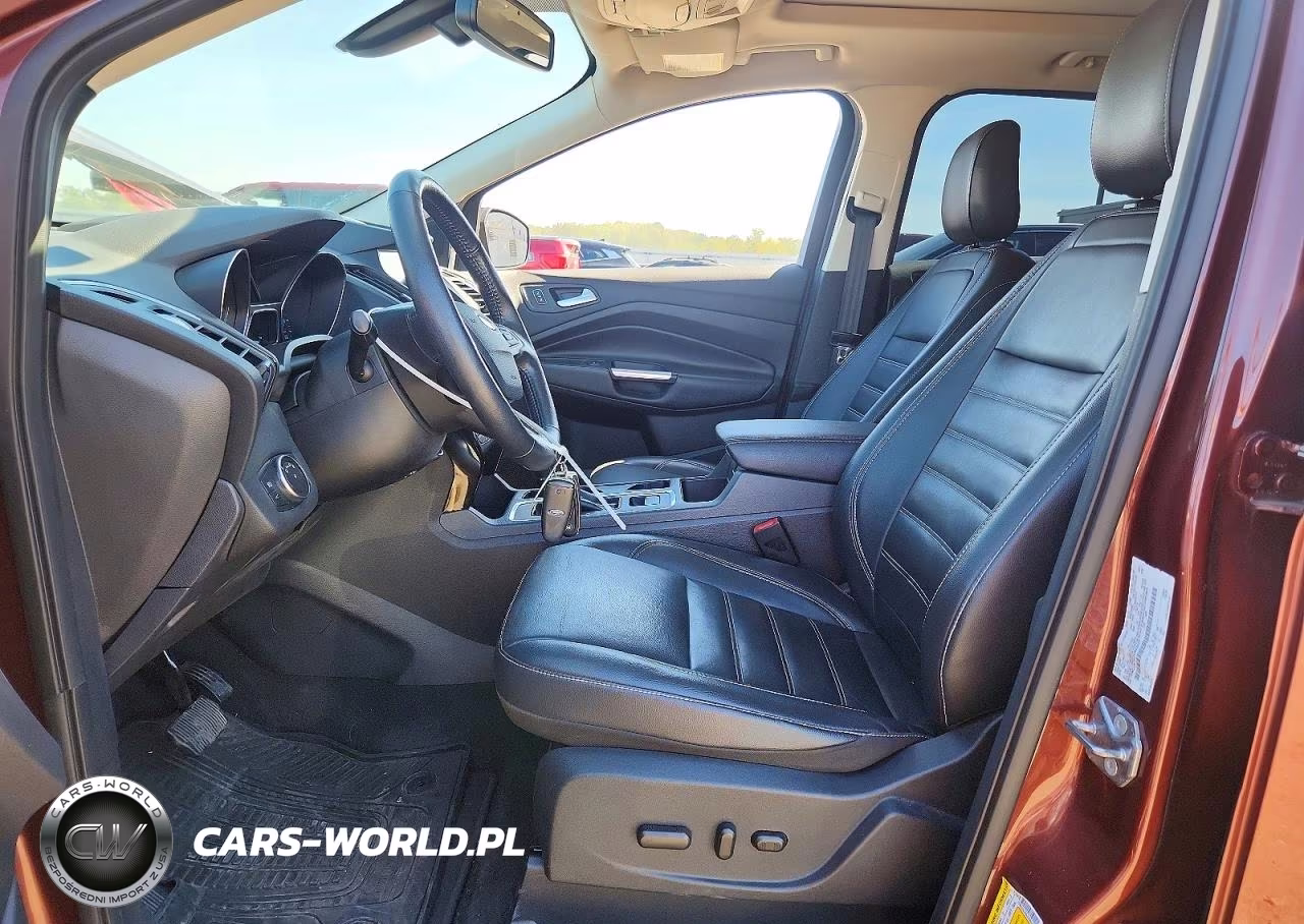 2018 Ford Escape Titanium VIN:1FMCU9J90JUB03217 - 7