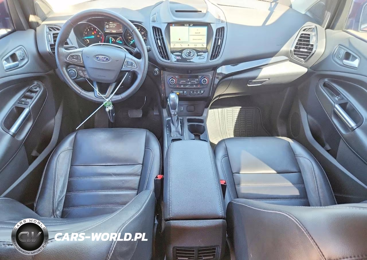 2018 Ford Escape Titanium VIN:1FMCU9J90JUB03217 - 8