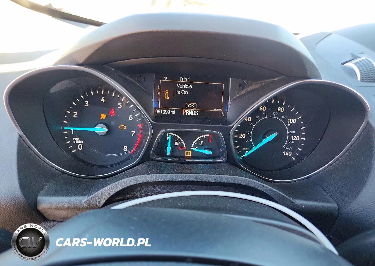 2018 Ford Escape Titanium VIN:1FMCU9J90JUB03217 - 9