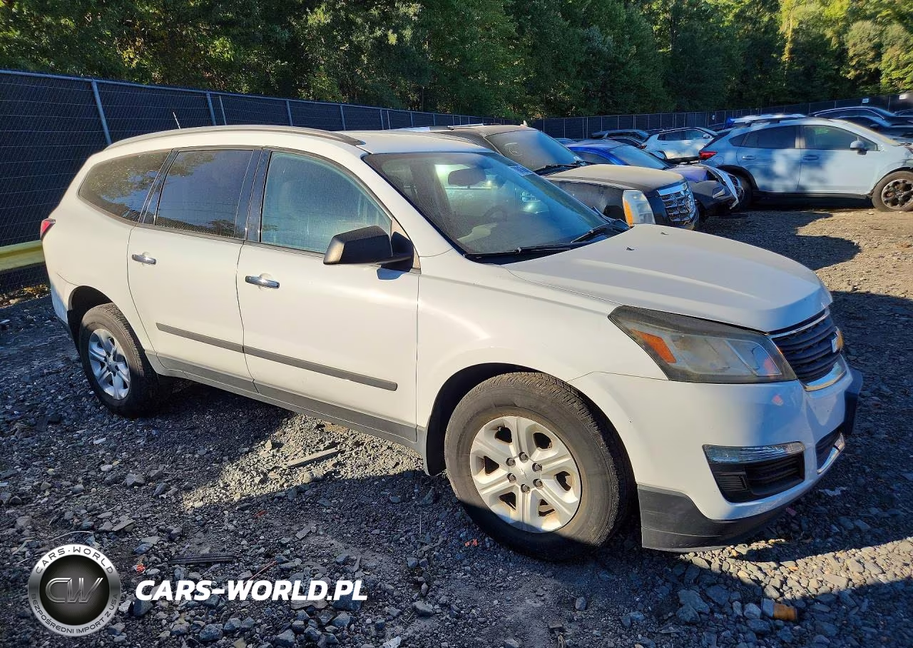 2016 Chevrolet Traverse Ls VIN:1GNKRFKD6GJ175236 - 4