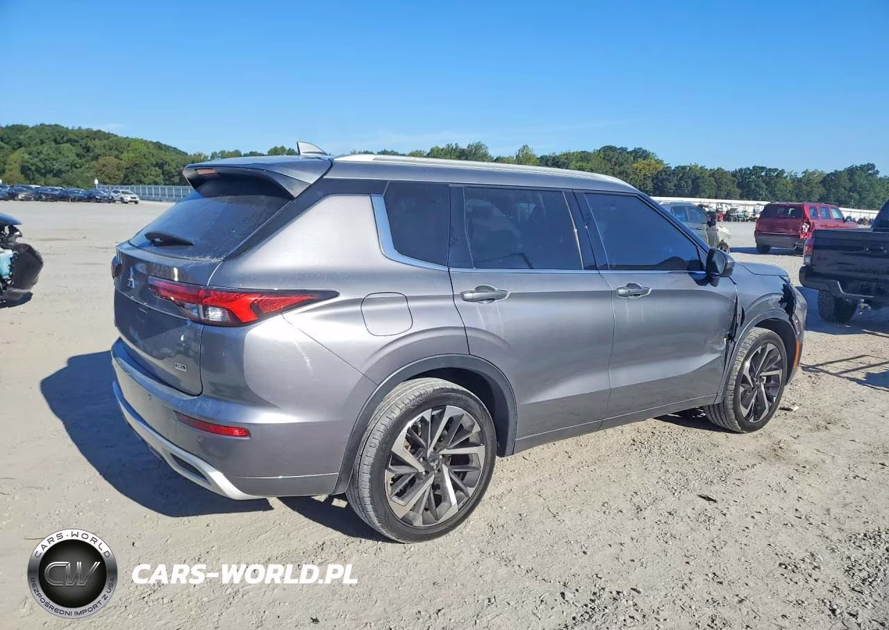 2022 Mitsubishi Outlander Sel VIN:JA4J3VA89NZ058828 - 3