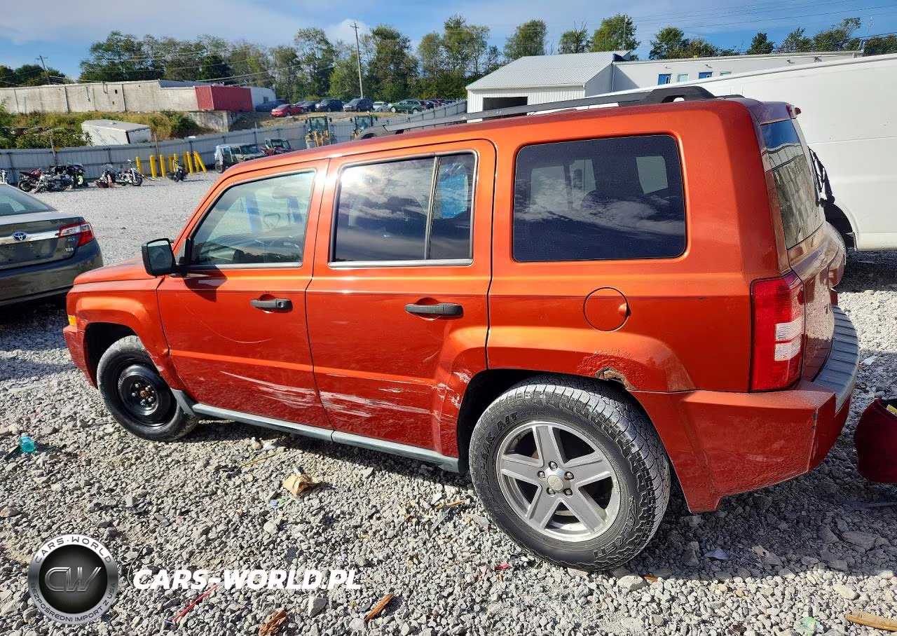 2008 Jeep Patriot Sport VIN:1J8FT28W68D633394 - 2
