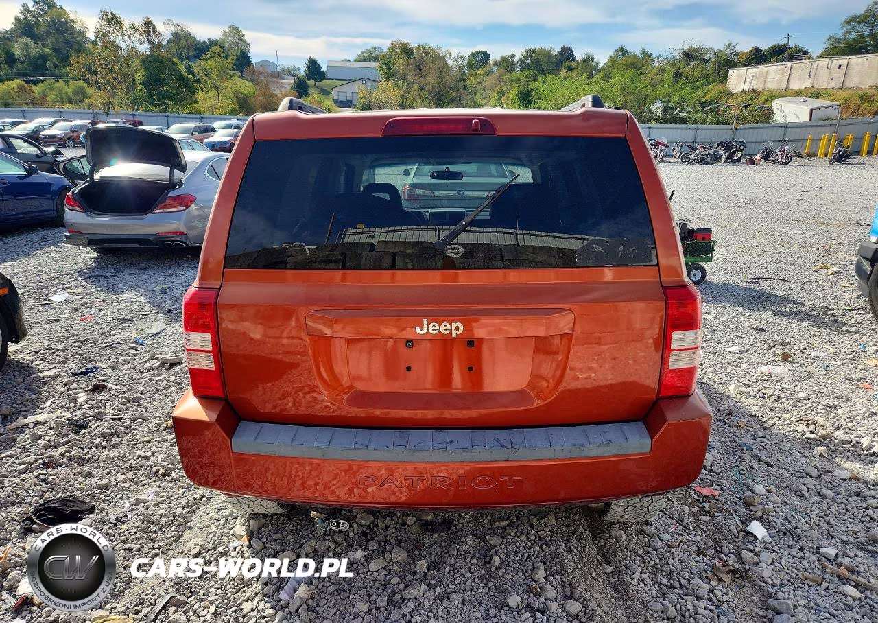 2008 Jeep Patriot Sport VIN:1J8FT28W68D633394 - 6