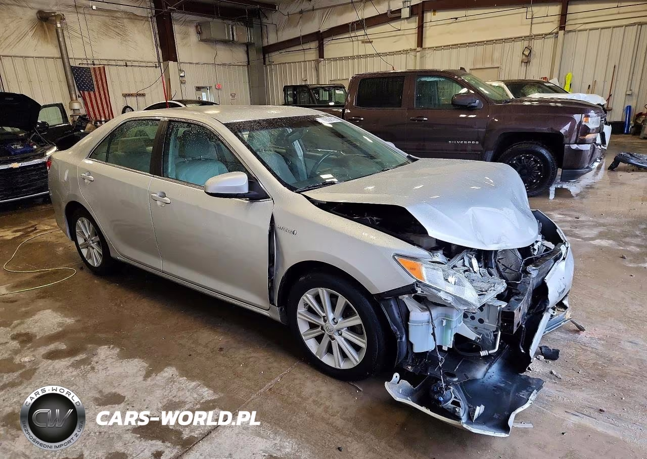 2014 Toyota Camry Hybrid Xle VIN:4T1BD1FK5EU102059 - 4