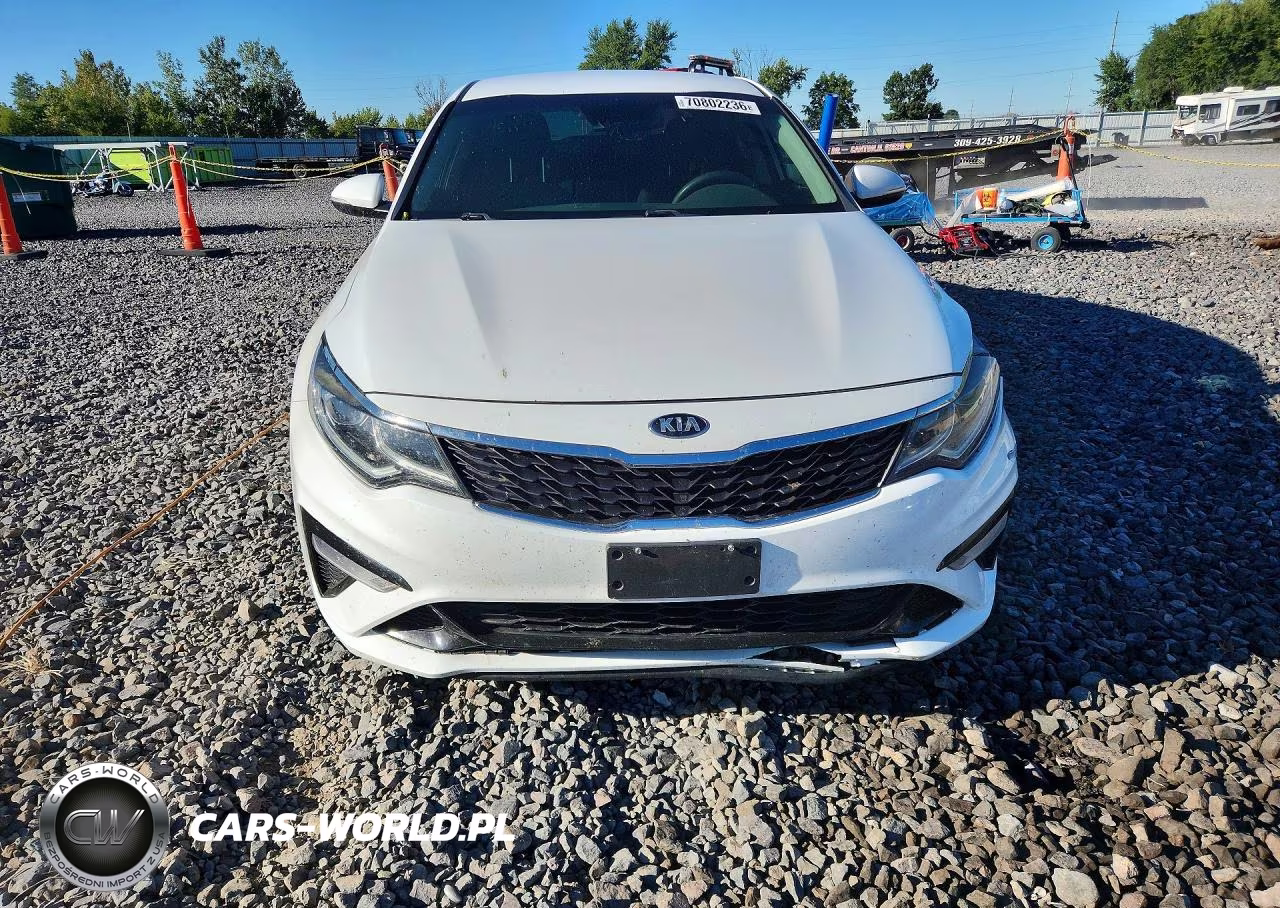 2019 Kia Optima Lx VIN:5XXGT4L35KG368677 - 5