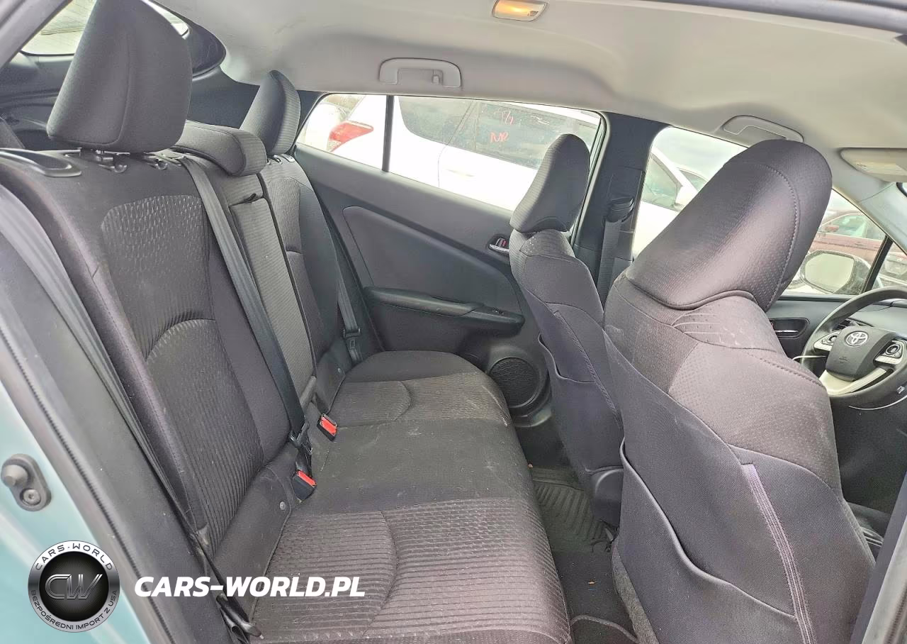 2018 Toyota Prius Two VIN:JTDKBRFU5J3076315 - 10