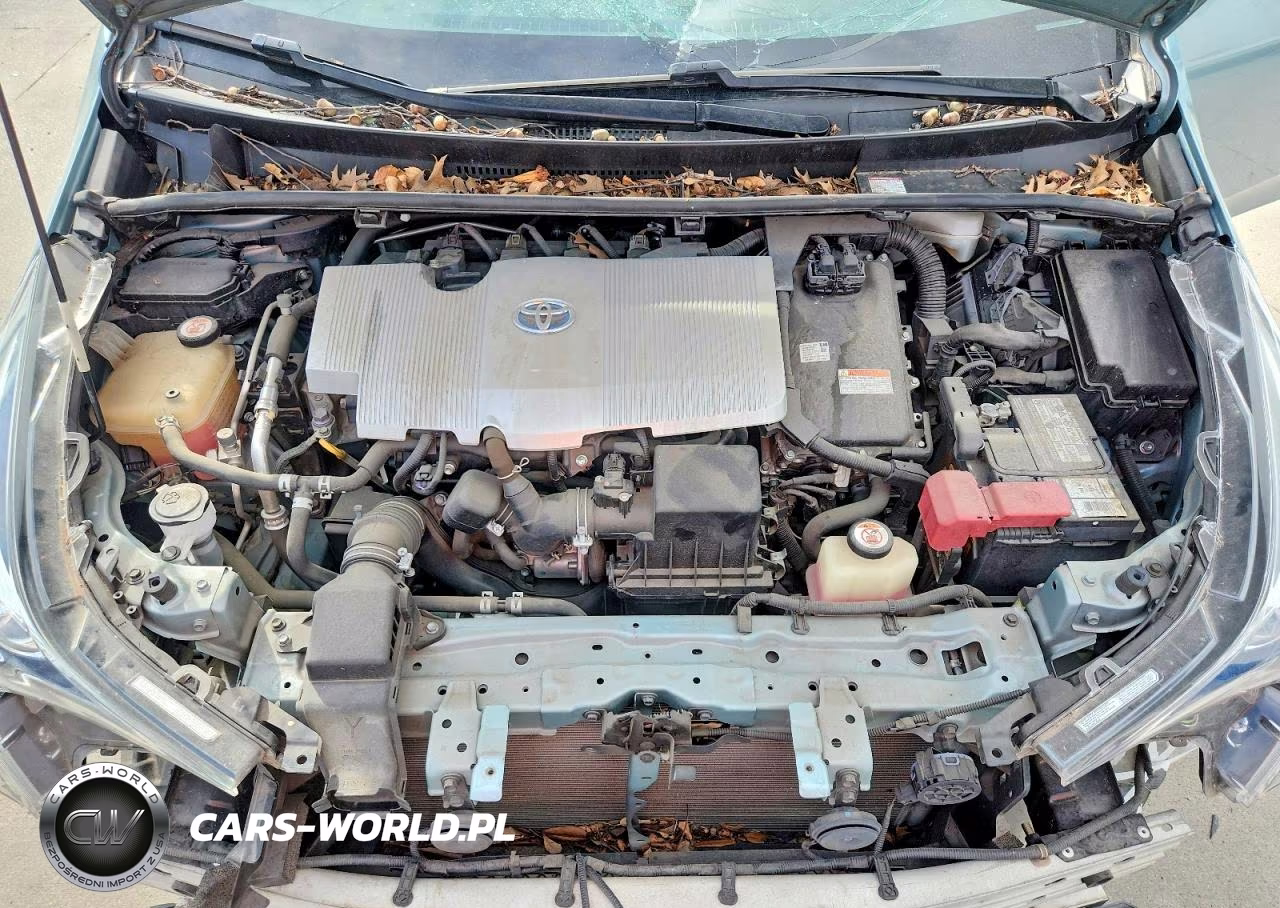 2018 Toyota Prius Two VIN:JTDKBRFU5J3076315 - 11