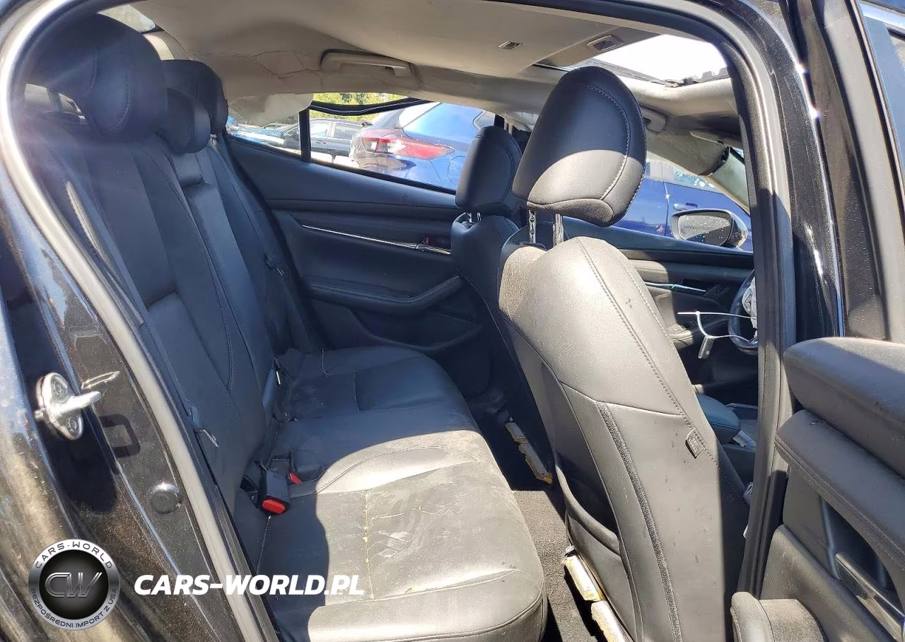 2023 Mazda 3 Preferred VIN:3MZBPACM4PM359820 - 10