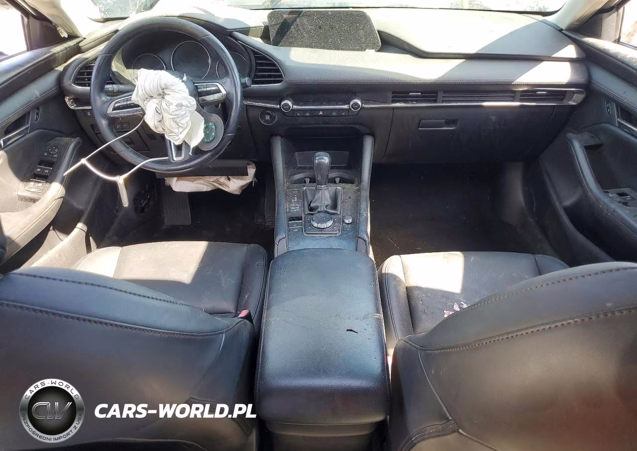 2023 Mazda 3 Preferred VIN:3MZBPACM4PM359820 - 8