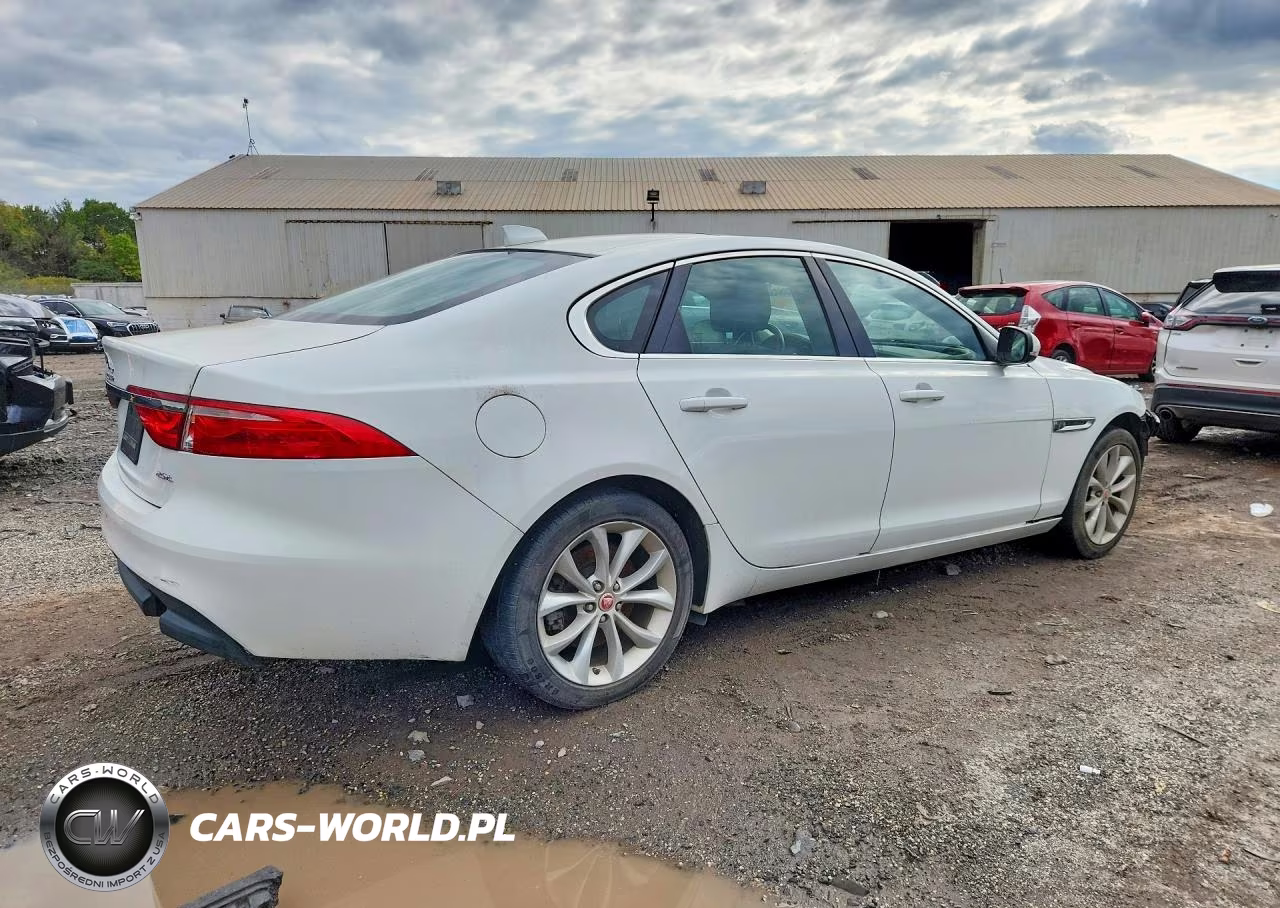 2019 Jaguar Xf Premium VIN:SAJBD4FX9KCY78845 - 3