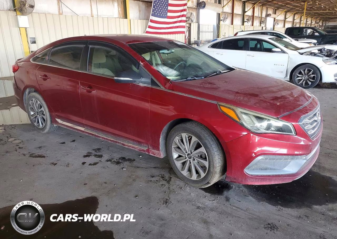 2016 Hyundai Sonata Sport VIN:5NPE34AF6GH326065 - 4