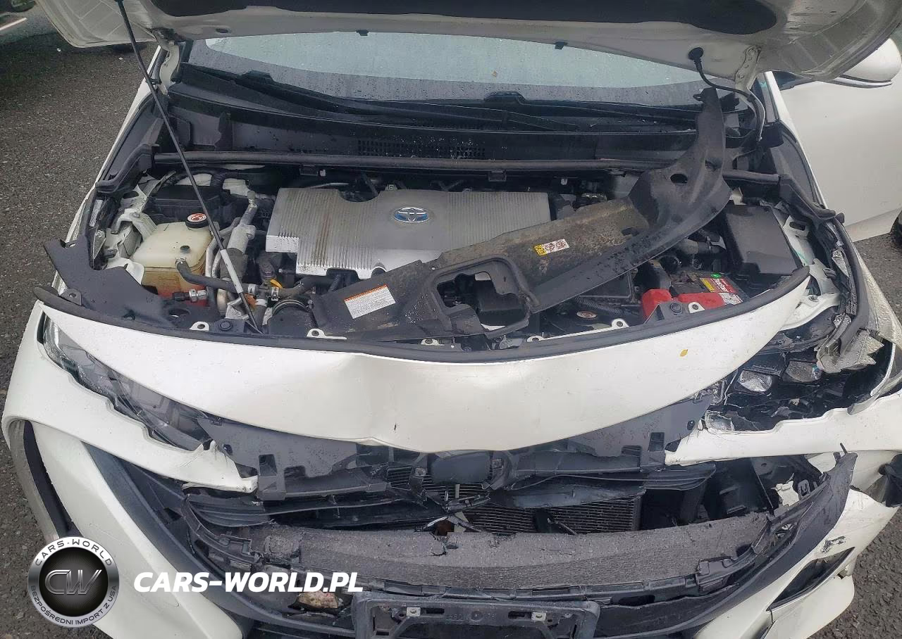 2018 Toyota Prius Prime Premium VIN:JTDKARFP9J3101990 - 11