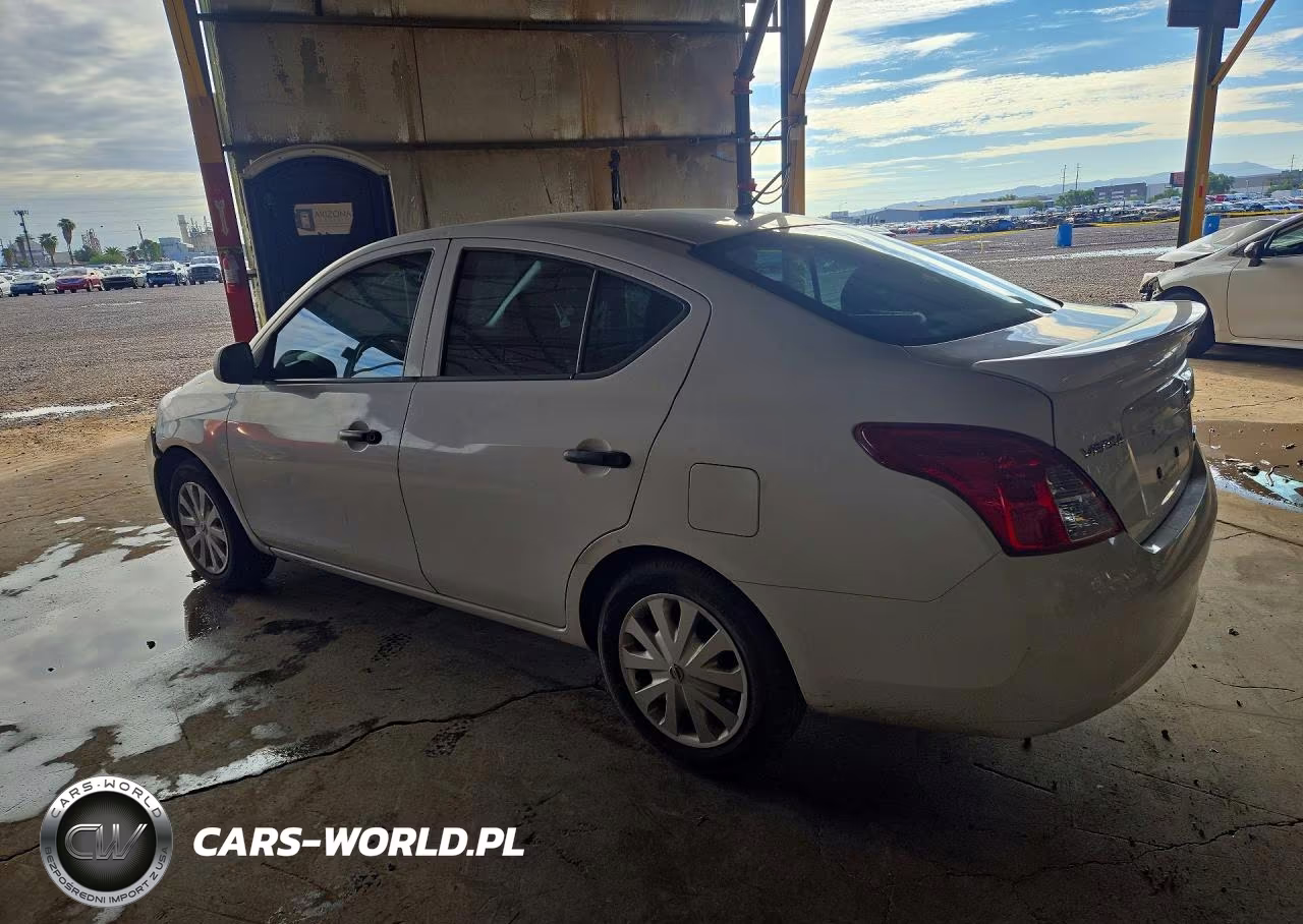 2014 Nissan Versa 1.6 S Plus VIN:3N1CN7AP8EL843704 - 2