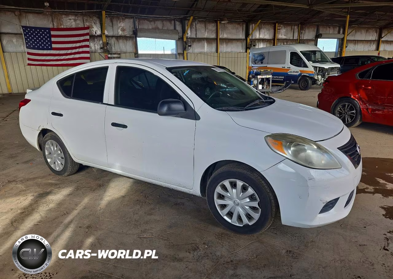 2014 Nissan Versa 1.6 S Plus VIN:3N1CN7AP8EL843704 - 4