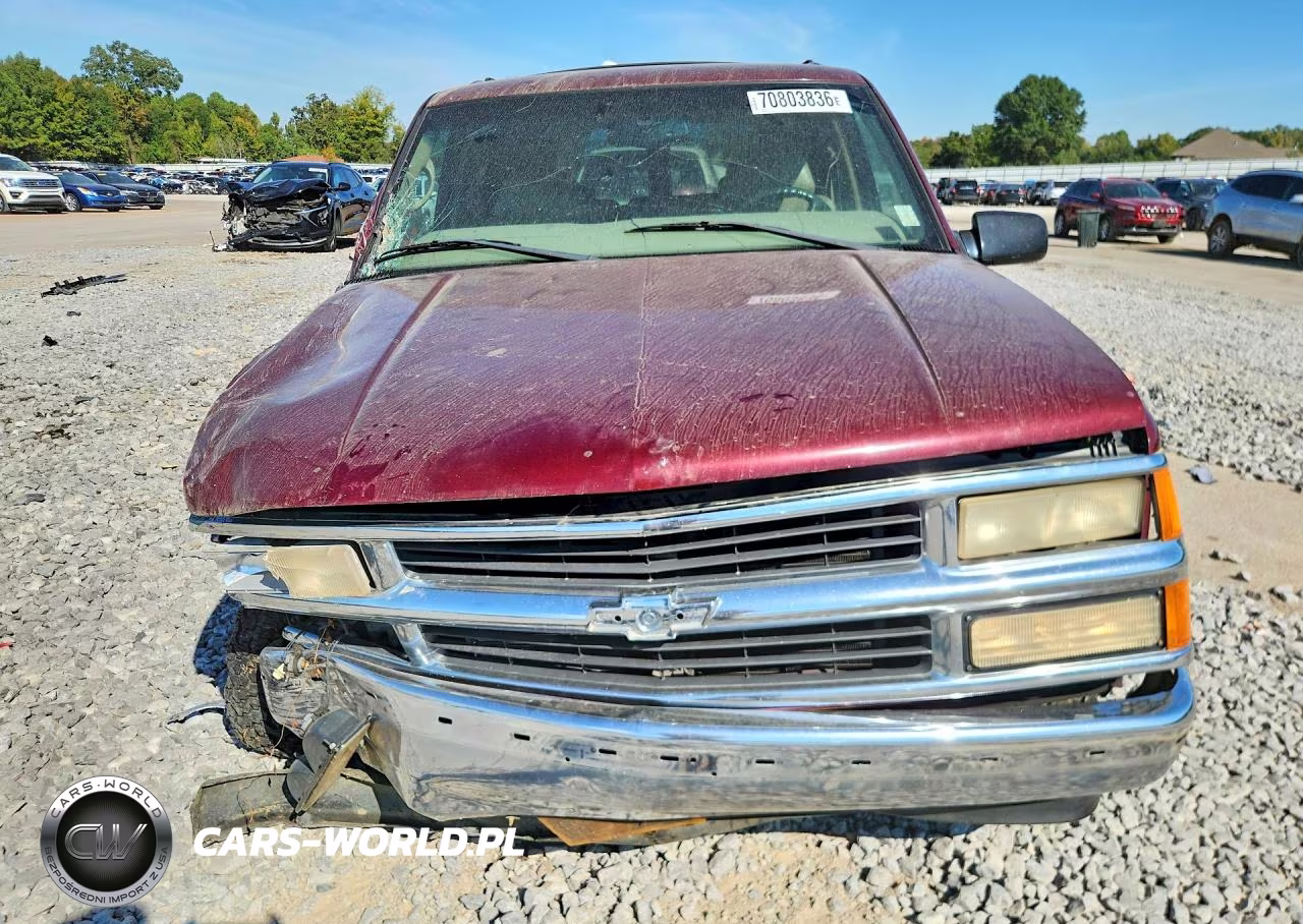 1999 Chevrolet Tahoe C1500 VIN:1GNEC13R3XJ525921 - 5
