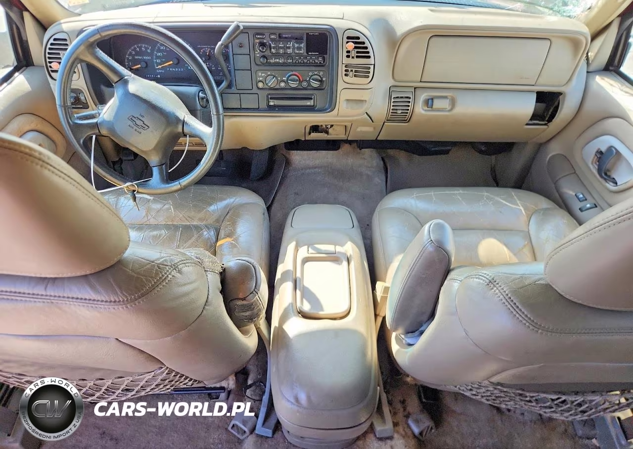 1999 Chevrolet Tahoe C1500 VIN:1GNEC13R3XJ525921 - 8