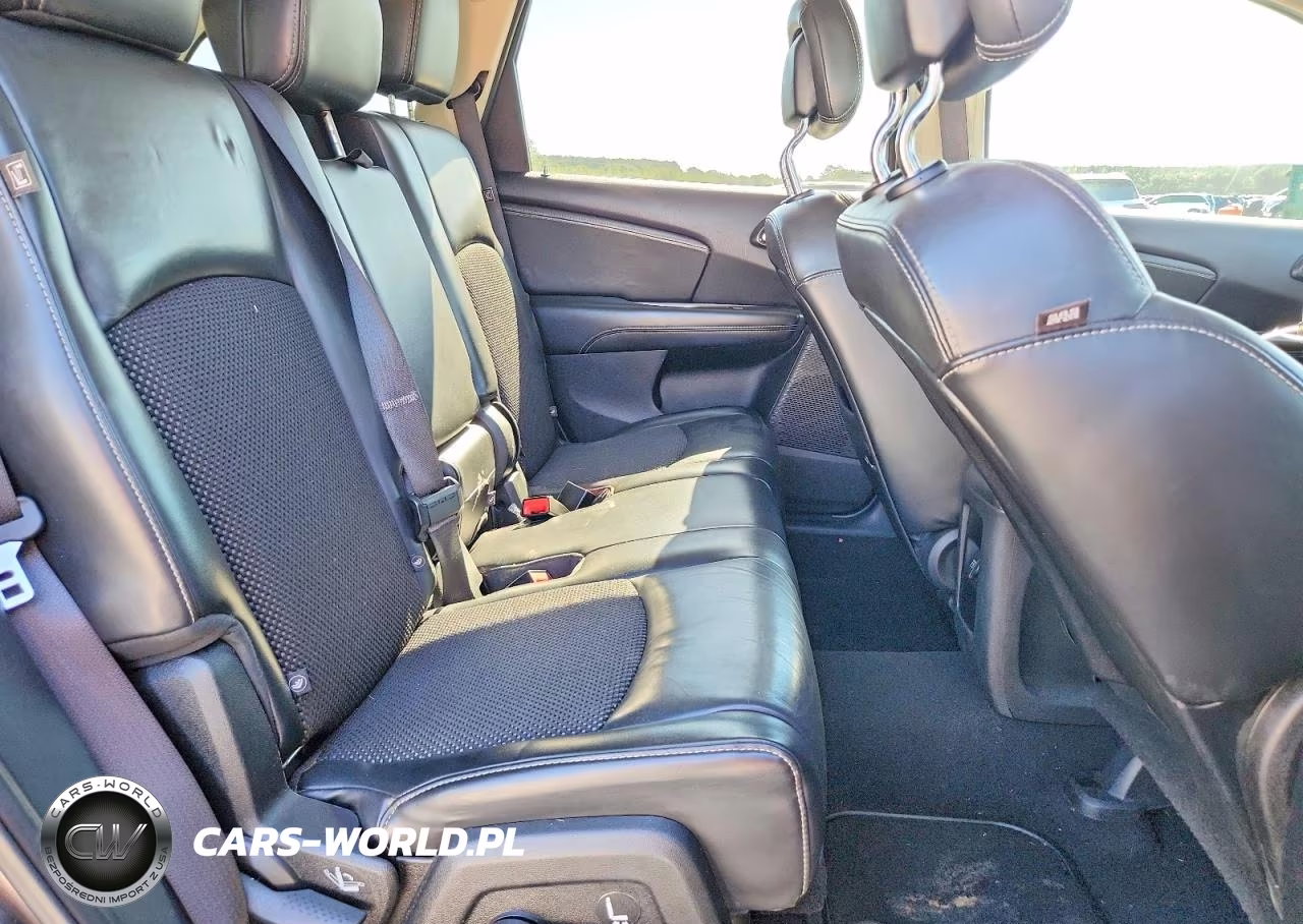 2016 Dodge Journey Crossroad VIN:3C4PDCGB4GT199174 - 11