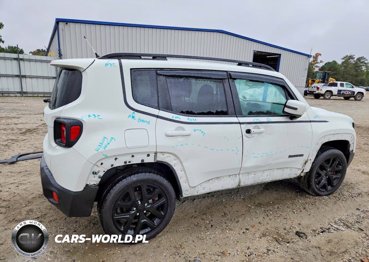 2017 Jeep Renegade Latitude VIN:ZACCJBBB4HPF68438 - 3