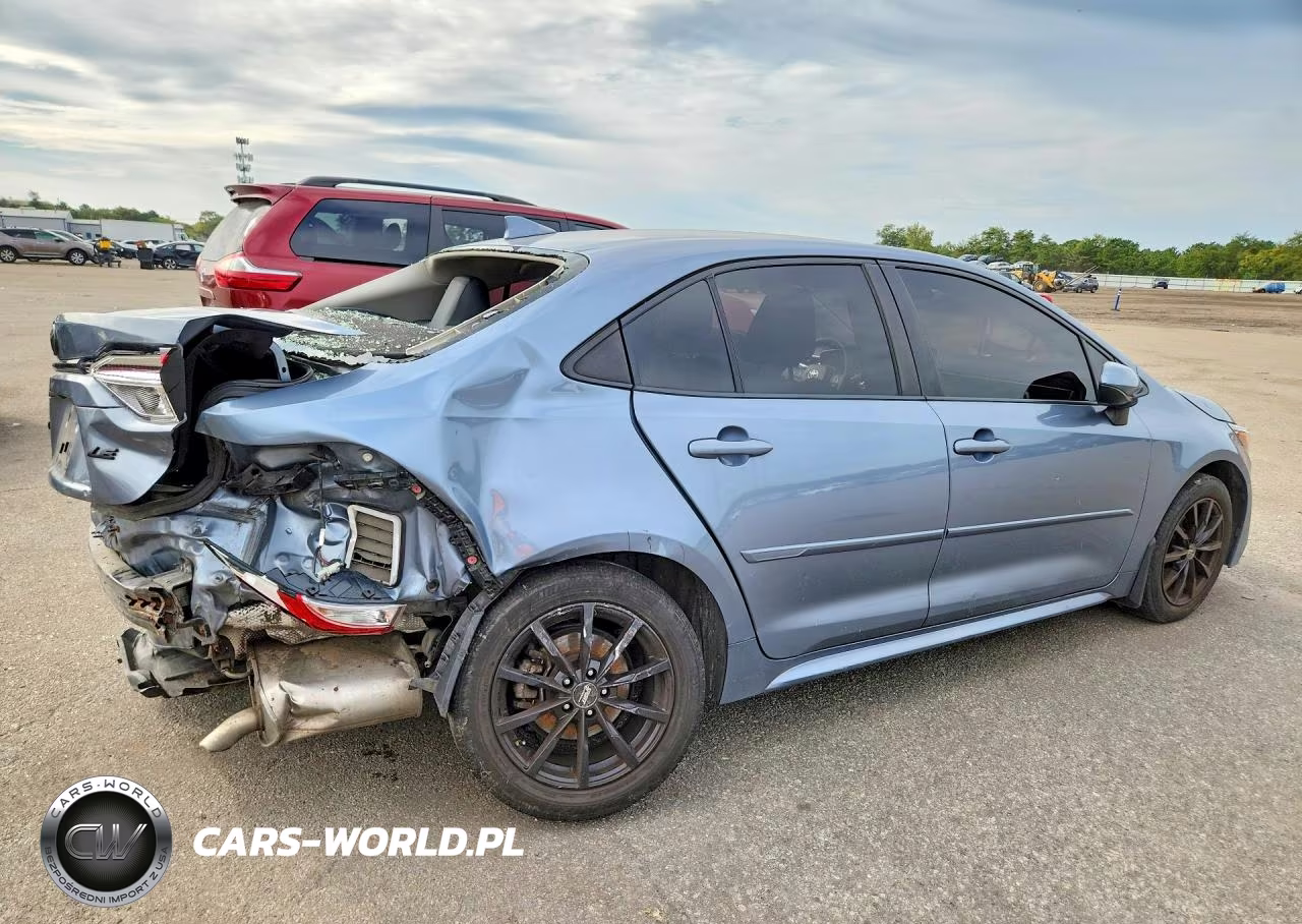 2020 Toyota Corolla Le VIN:JTDEPRAE7LJ113779 - 3
