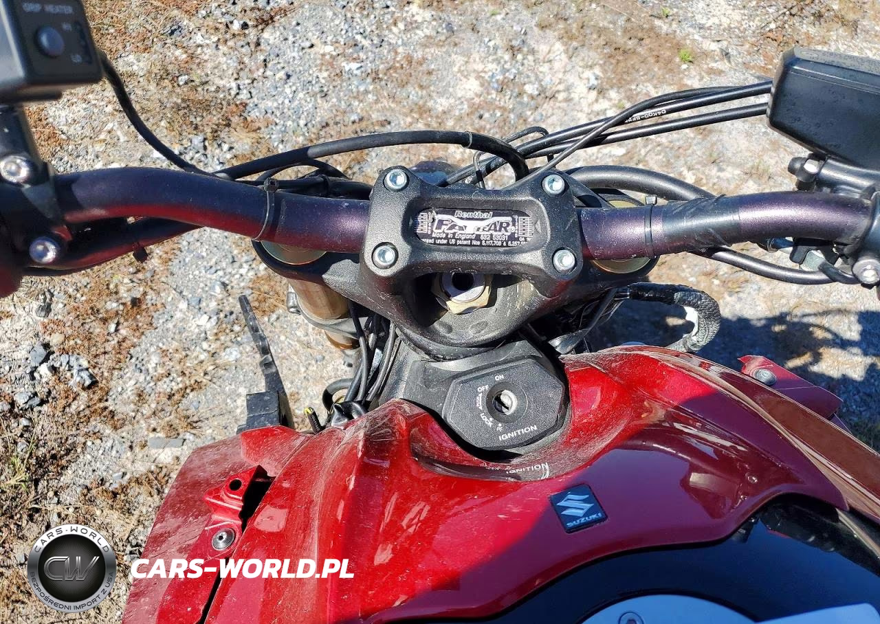 2016 Suzuki Gsx-S1000F VIN:JS1GT7CA6G2100471 - 7