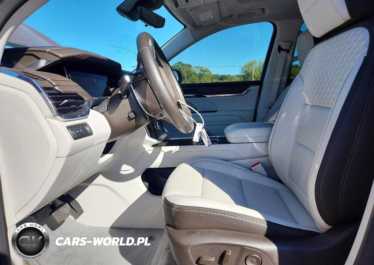 2024 GMC Acadia Denali VIN:1GKENLKS4RJ216811 - 7