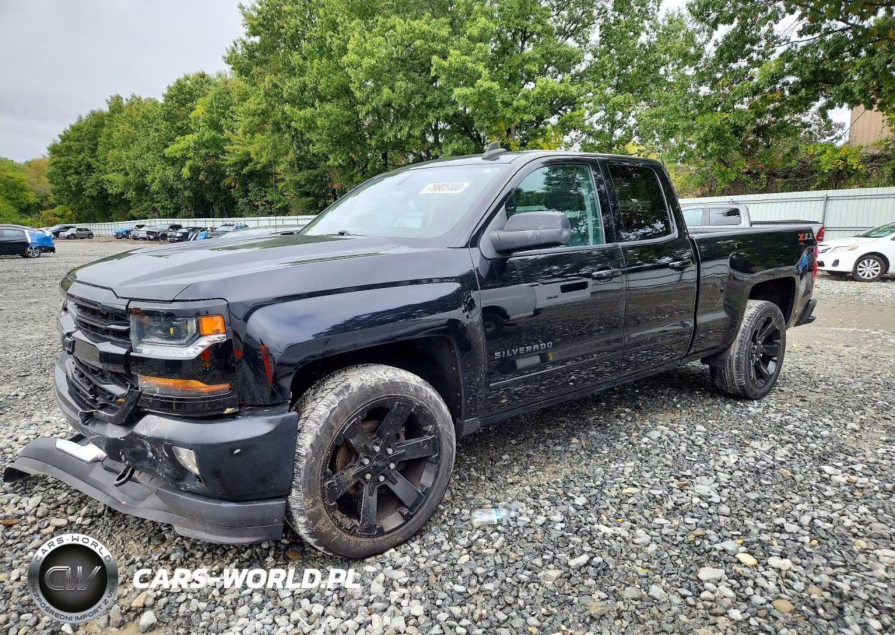 2018 Chevrolet Silverado K1500 Lt VIN:1GCVKREC3JZ254757 - 1