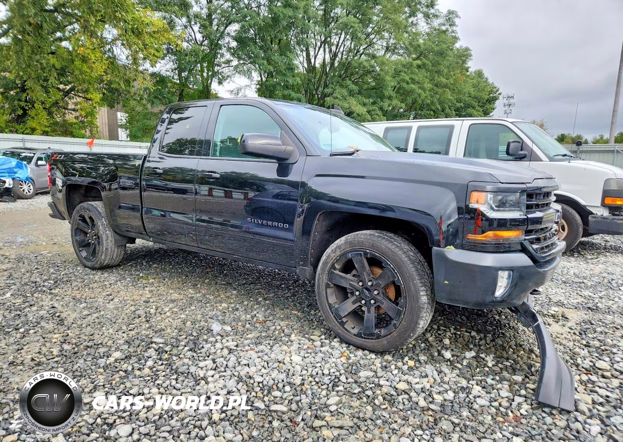 2018 Chevrolet Silverado K1500 Lt VIN:1GCVKREC3JZ254757 - 4