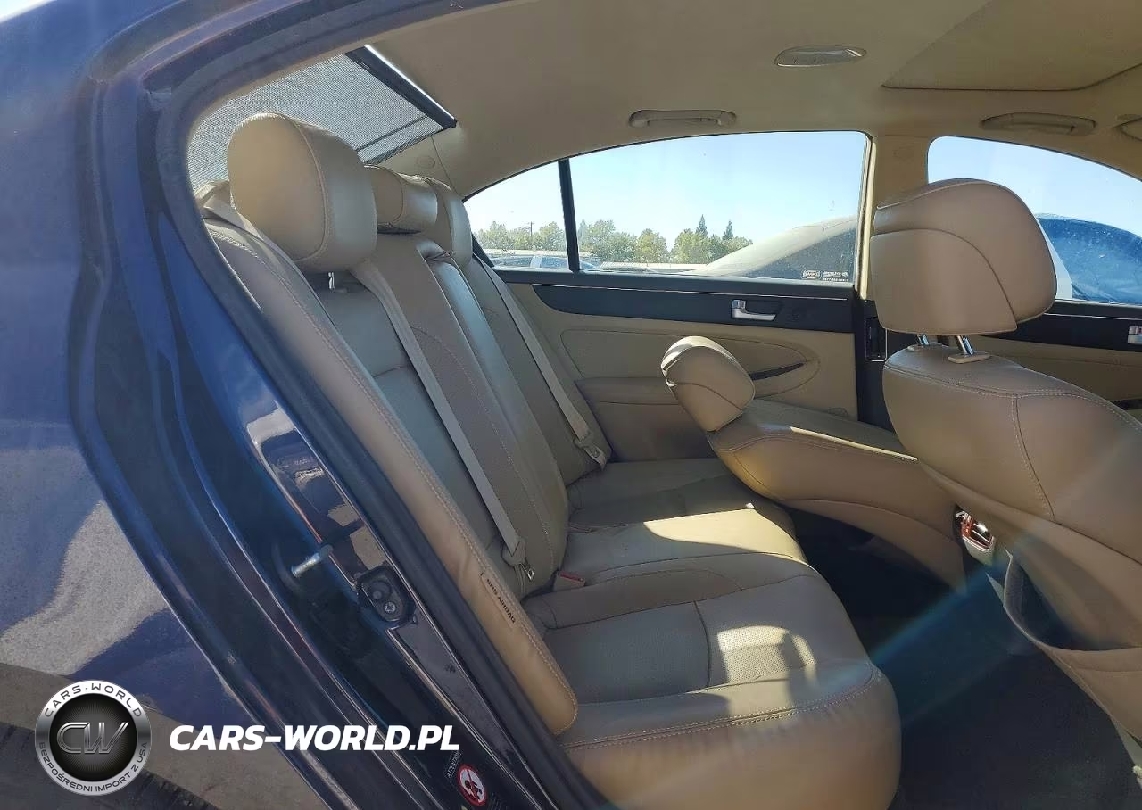 2012 Hyundai Genesis 3.8L VIN:KMHGC4DD5CU203520 - 10