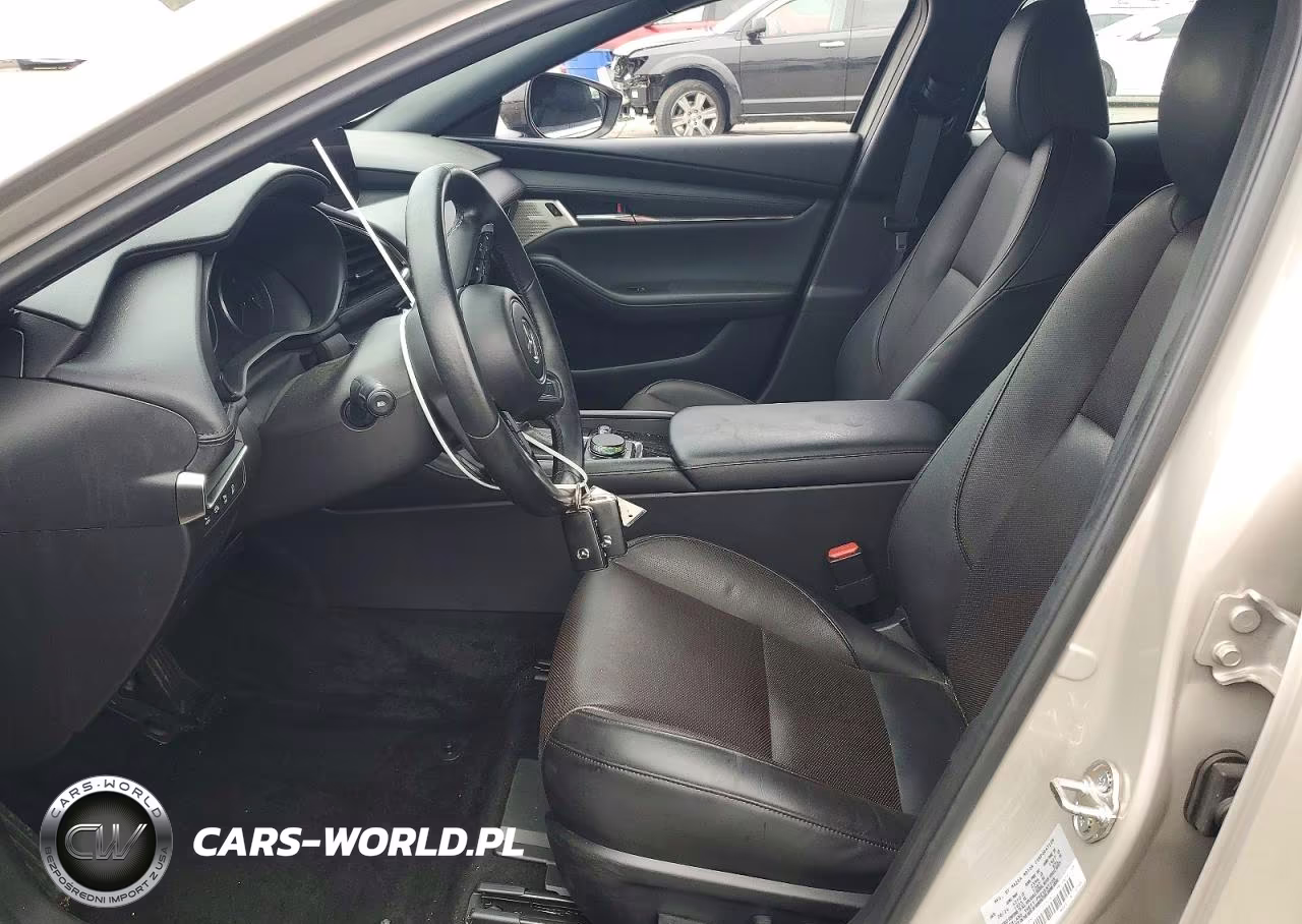 2025 Mazda 3 Premium Plus VIN:JM1BPBNY7S1761328 - 7
