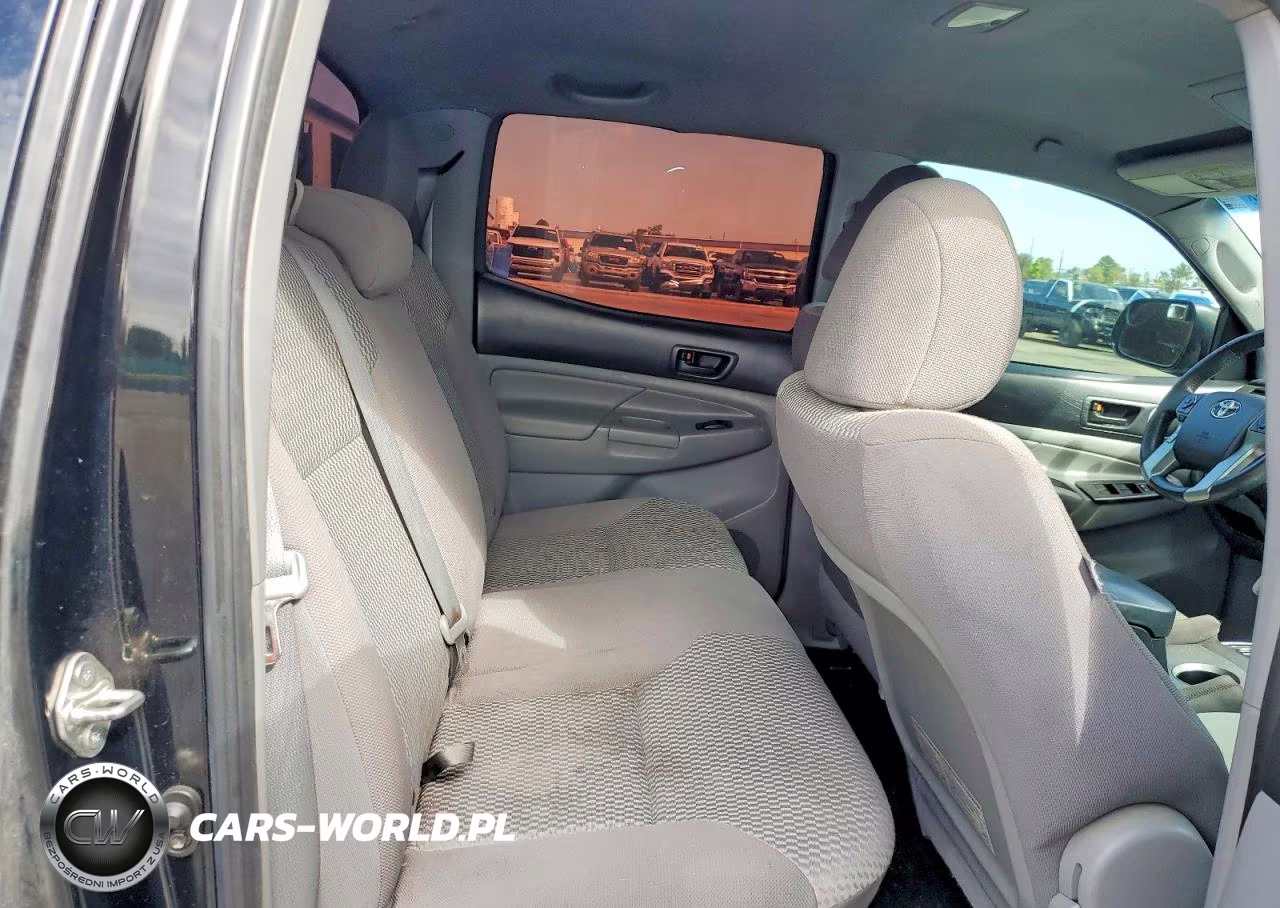 2014 Toyota Tacoma V6 VIN:3TMLU4EN8EM145062 - 10