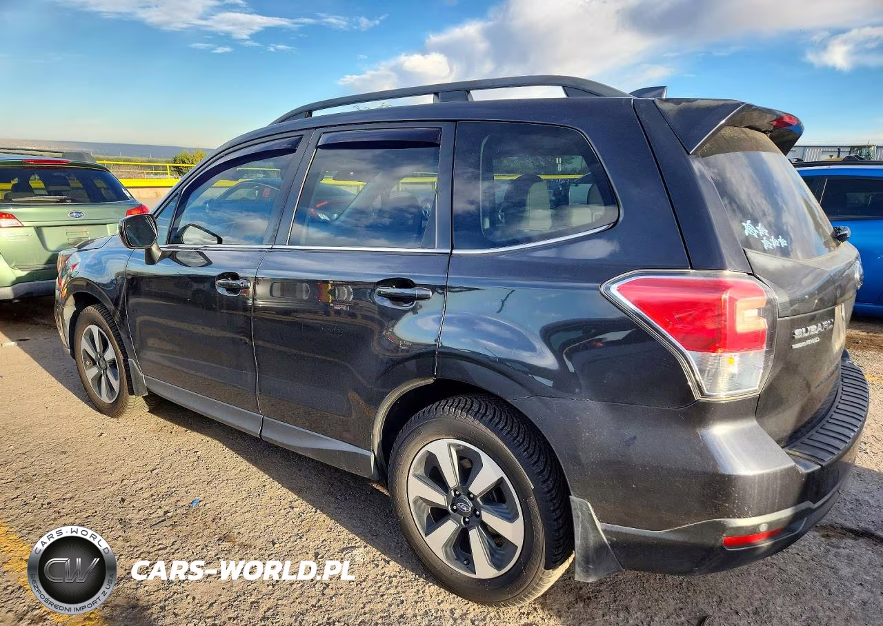 2018 Subaru Forester VIN:JF2SJARC4JH421913 - 2