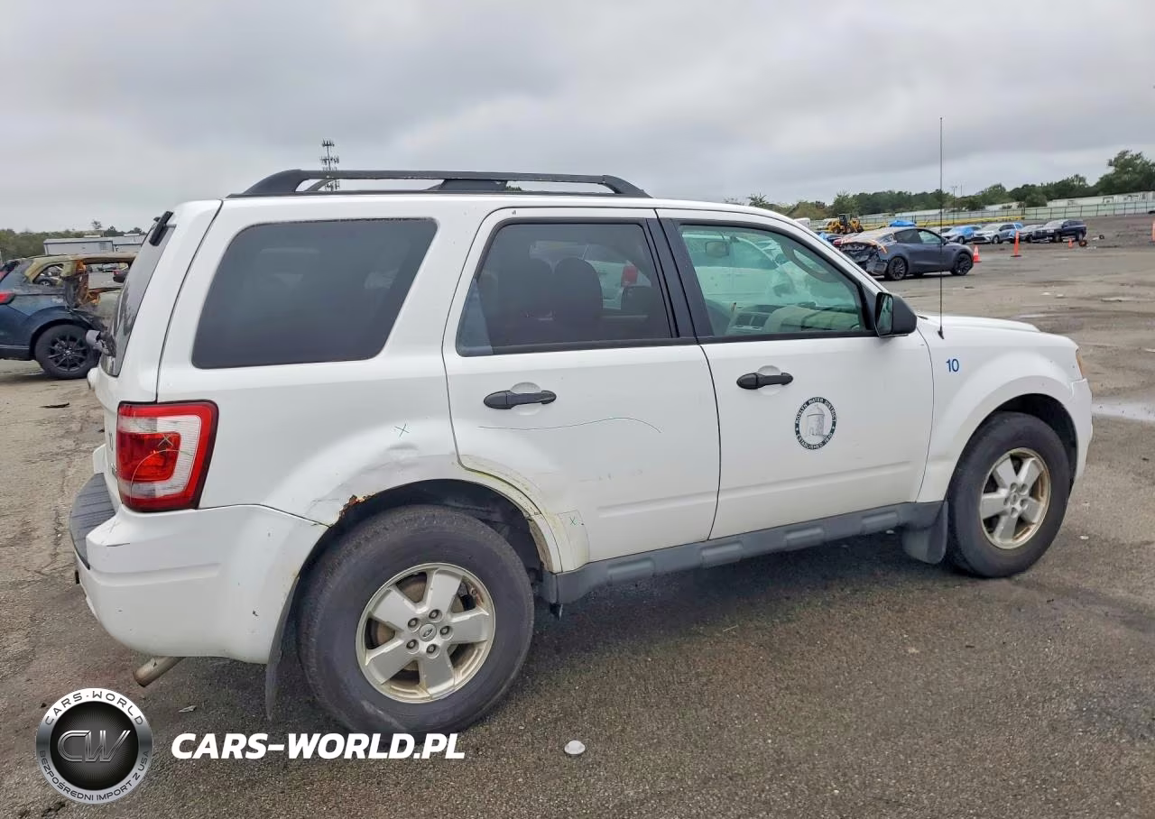 2012 Ford Escape Xlt VIN:1FMCU9DG6CKC55379 - 3