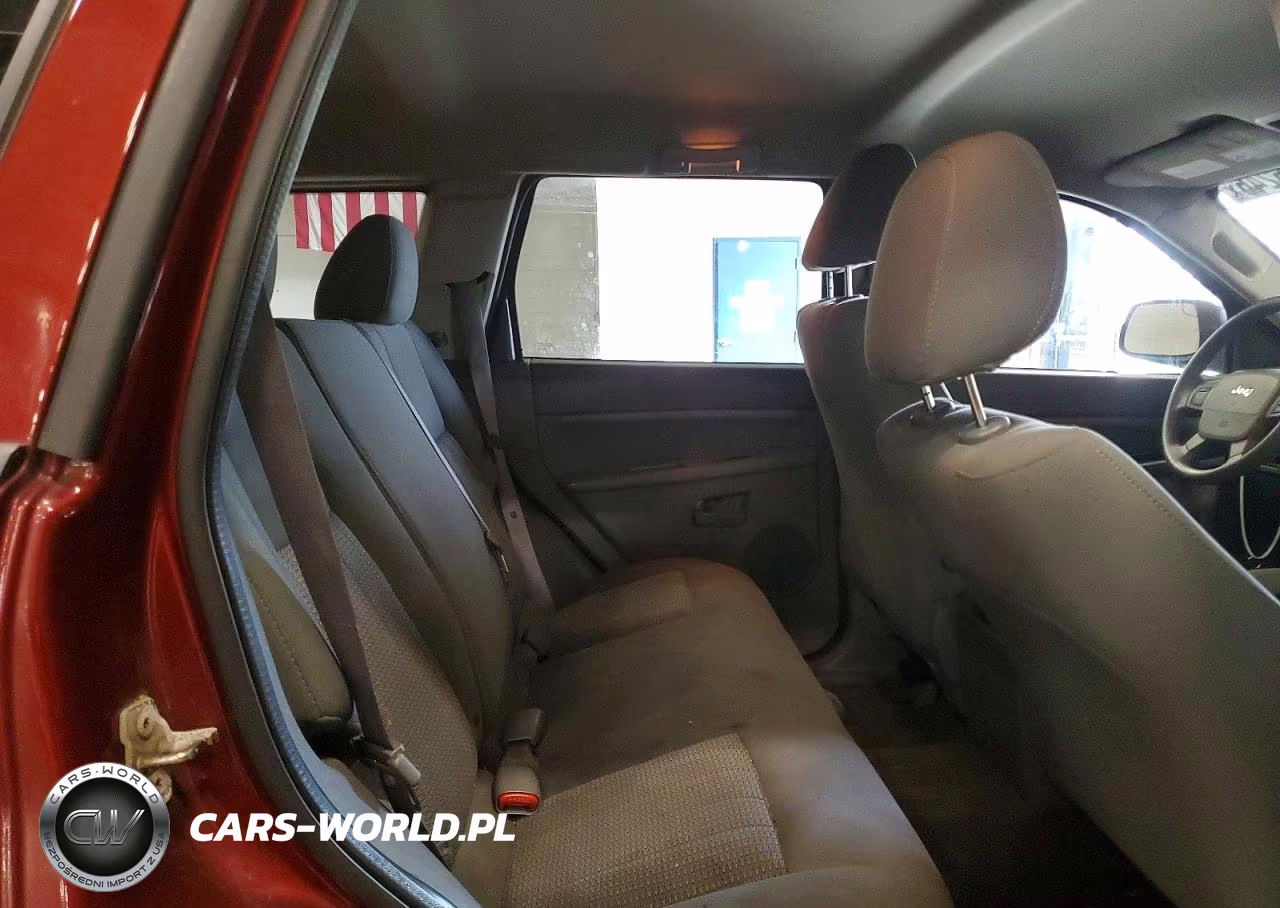 2007 Jeep Grand Cherokee Laredo VIN:1J8GR48K67C513997 - 11