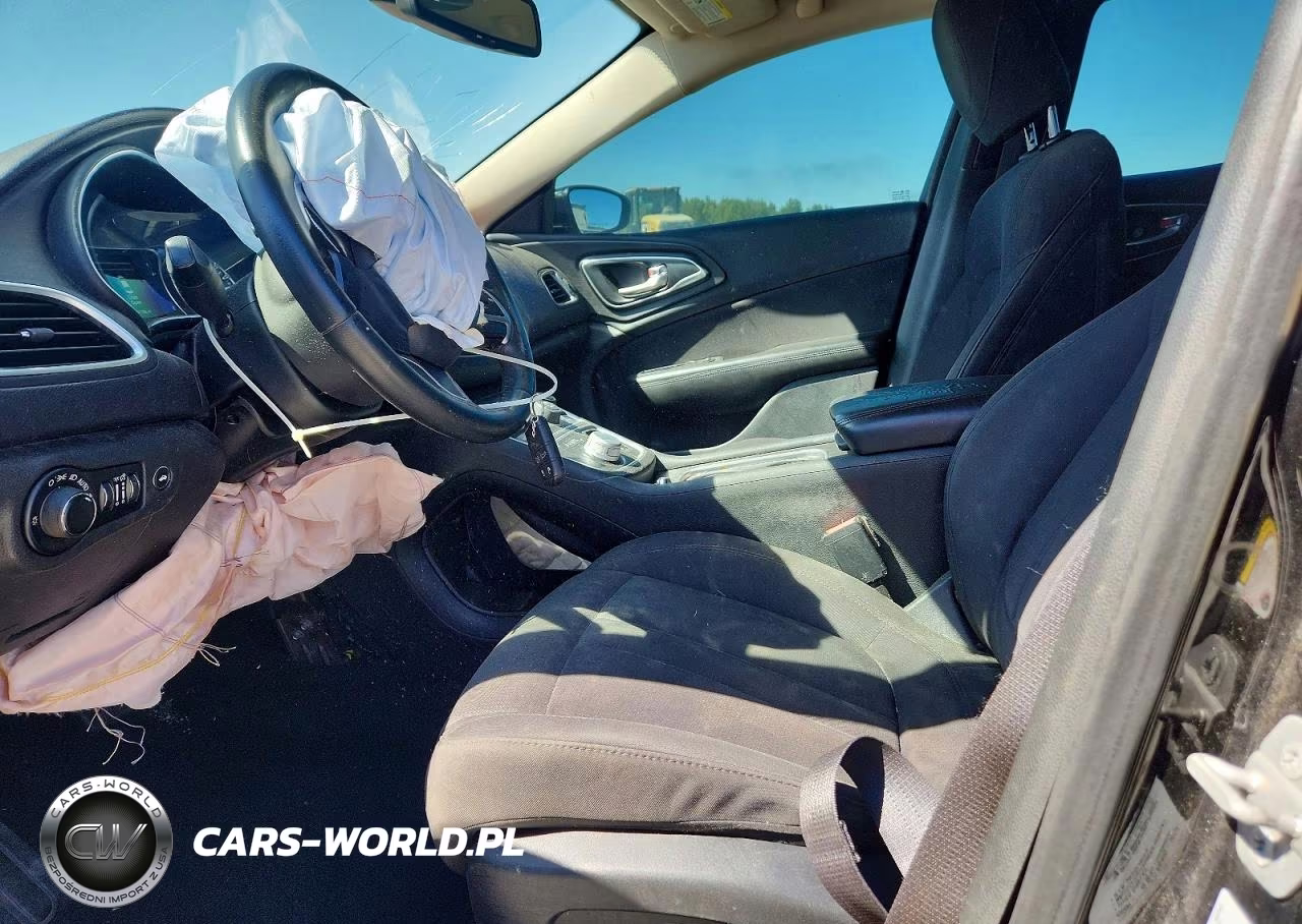 2015 Chrysler 200 Limited VIN:1C3CCCAB8FN588543 - 7