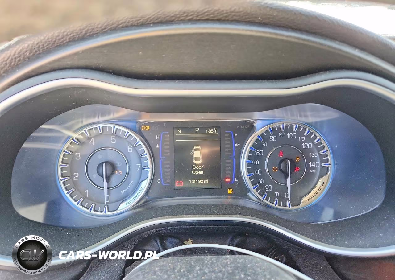 2015 Chrysler 200 Limited VIN:1C3CCCAB8FN588543 - 9