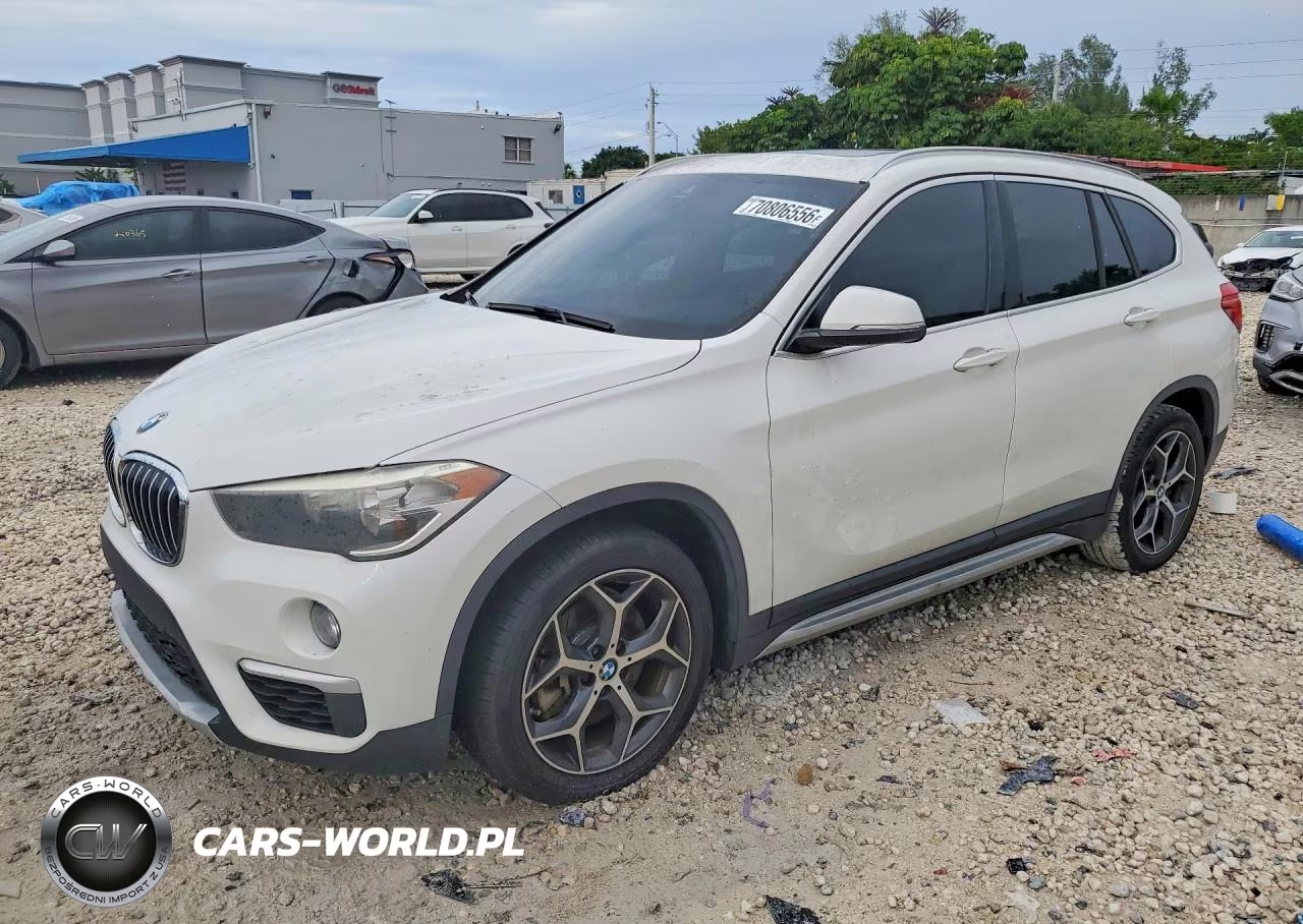 2018 BMW X1 Sdrive28I VIN:WBXHU7C31J5L09537 - 1