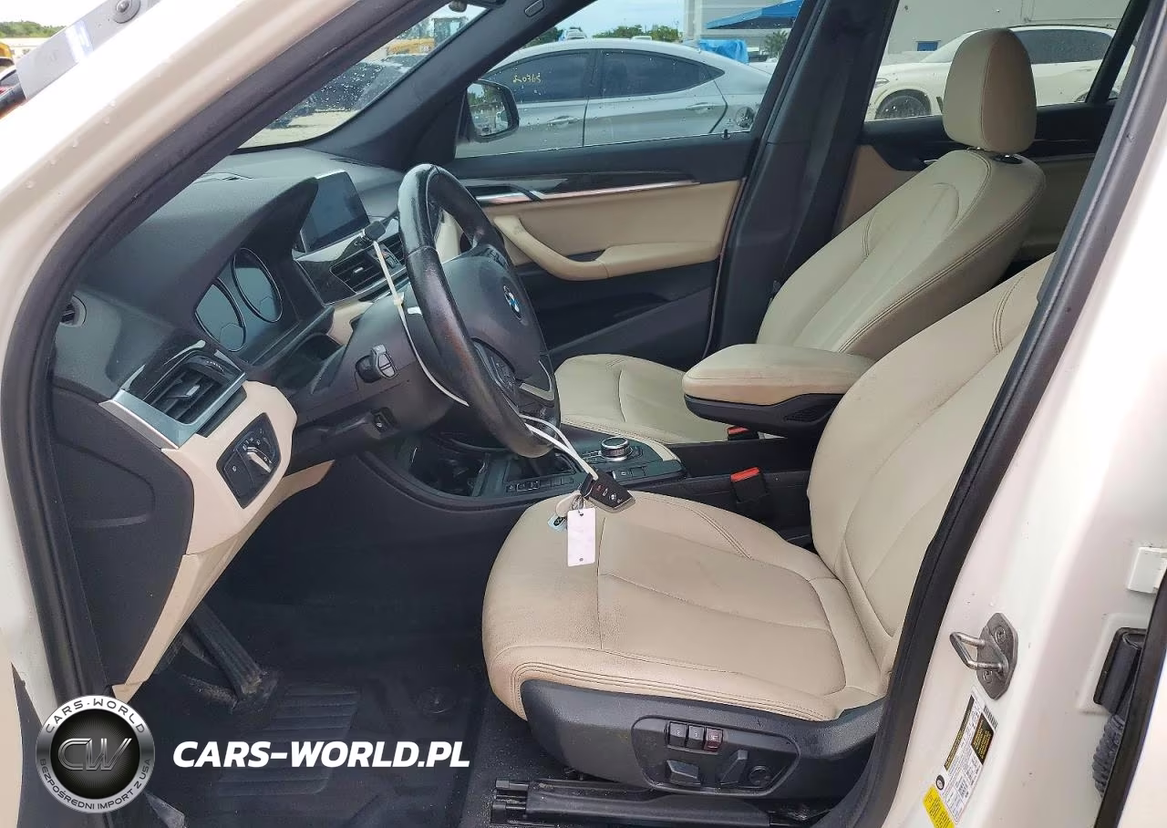 2018 BMW X1 Sdrive28I VIN:WBXHU7C31J5L09537 - 7